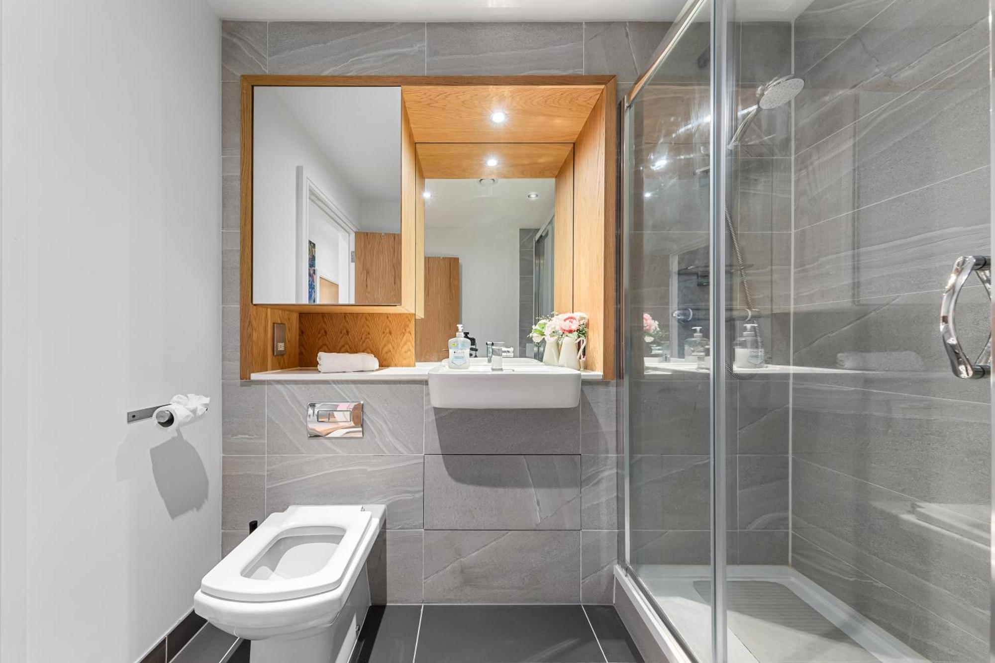 Trendy 2 Bed Flat In Greenwich With Car Parking 伦敦 外观 照片
