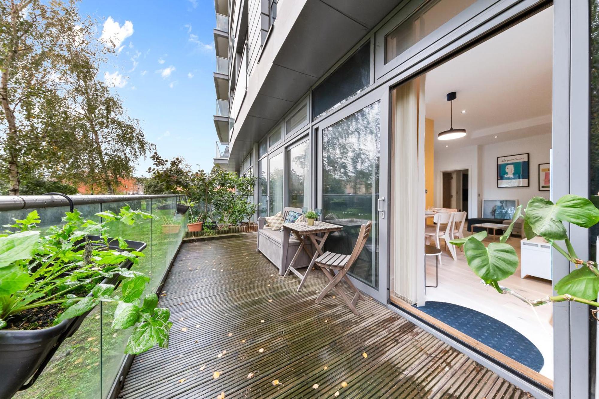 Trendy 2 Bed Flat In Greenwich With Car Parking 伦敦 外观 照片